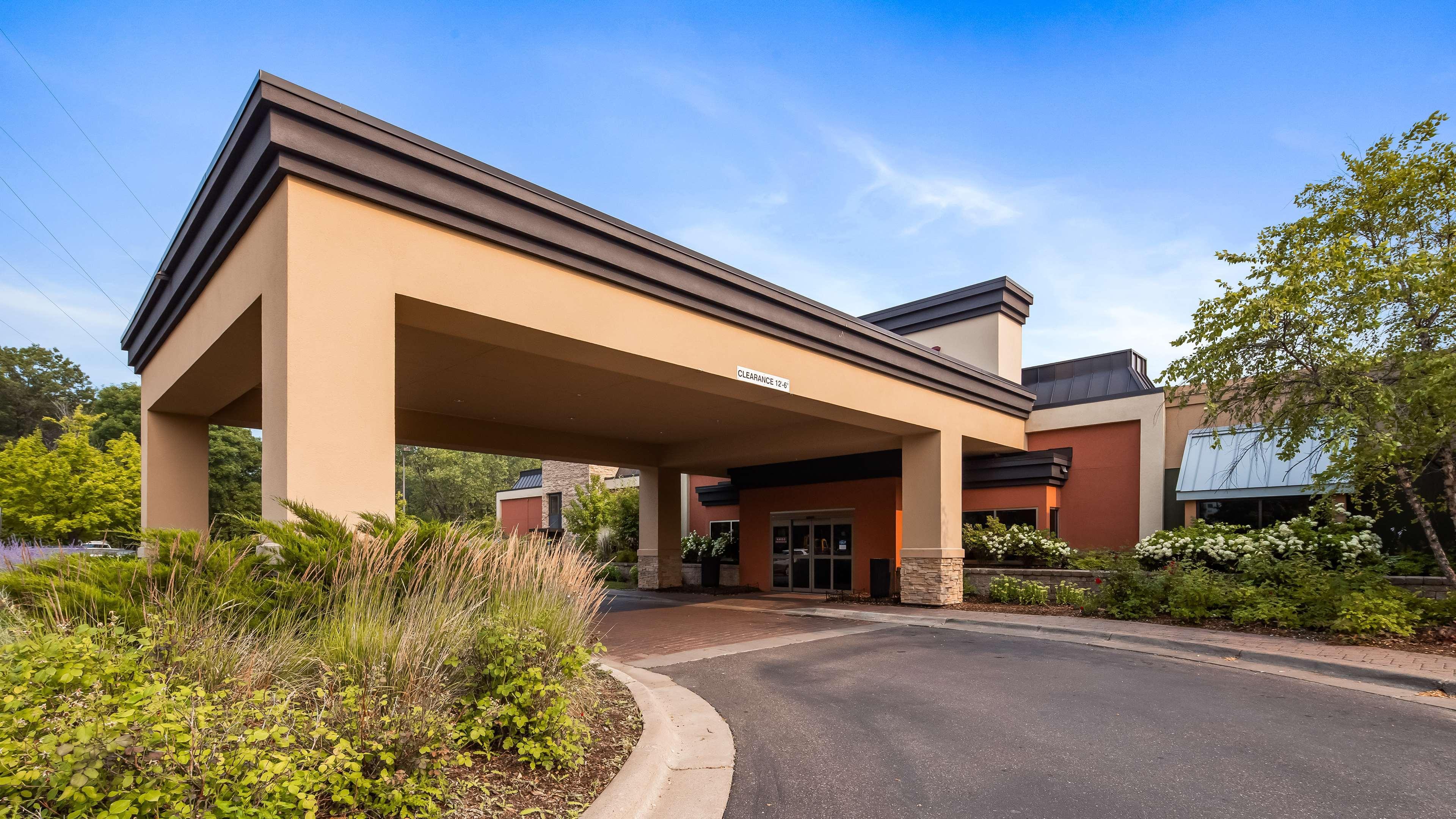 Best Western Plus St. Paul North/Shoreview Exterior photo